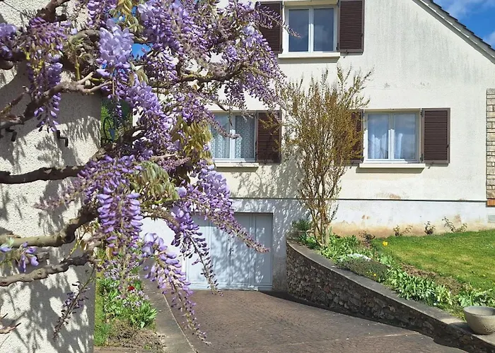 Les Glycines - Maison Avec Bel Exterieur